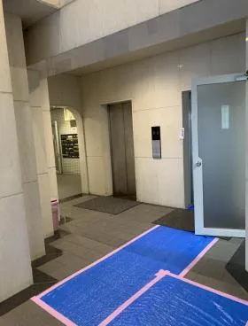 川島ビルの外観