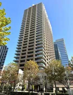 東京パークタワーの外観