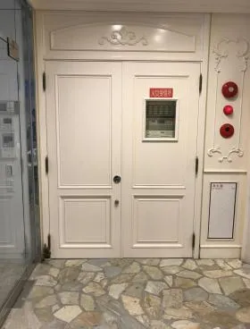 馬車道R.Aビルの外観