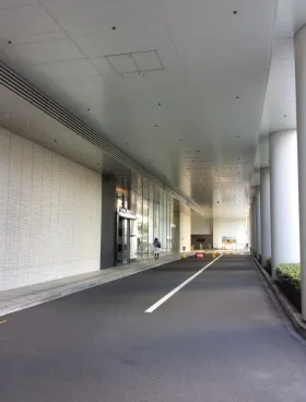 ヒューリックみなとみらいビルの外観