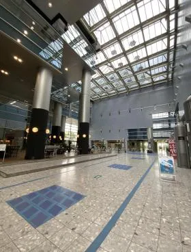 GRC横浜ベイリサーチパーク(旧:テクノウェイブ100)の外観