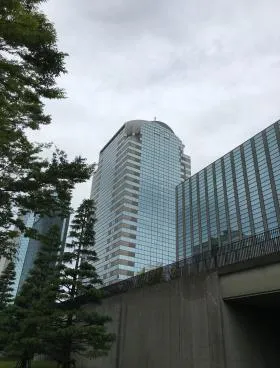 住友ケミカルエンジニアリングセンター(SCEC)ビルの外観