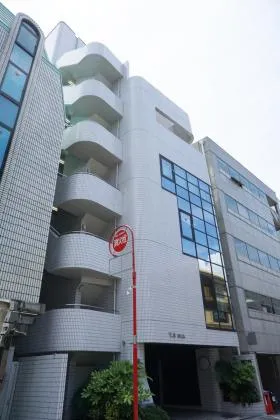 YSビルの外観