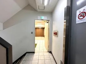 新宿嘉泉ビルの外観