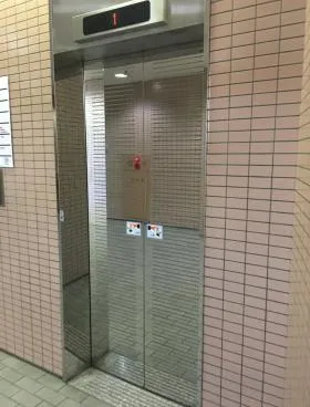 新都市センタービルの外観