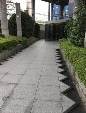 NTB八王子ビルの外観
