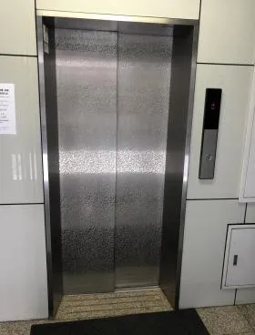 ウィンド北新宿ビルの外観