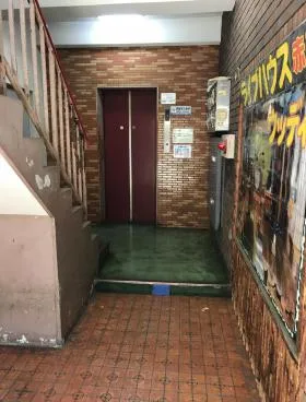 赤羽南口駅前ビルビルの外観