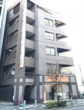 グランデージ赤羽南ビルの外観