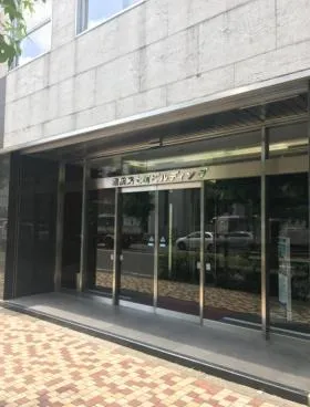 横浜尾上町ビルの外観