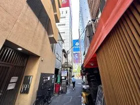 AKIBA426ビルの外観