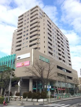 レイトンハウス横浜ビルの外観