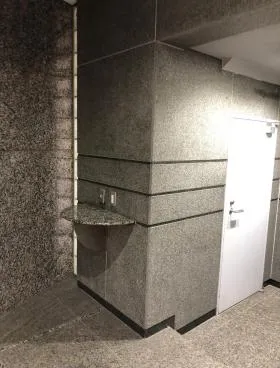 南青山シティビルの外観