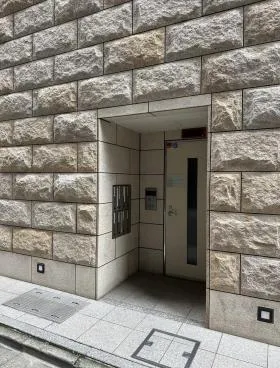 廣建ニューリバービルディングの外観