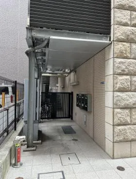 廣建ニューリバービルディングの外観