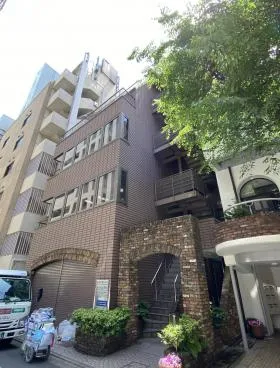 紀尾井町ヒルズビルの外観