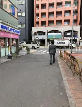 イマス葵ビルの外観