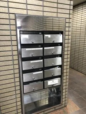 瀧山ビルの外観