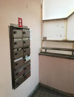 スクエア初台の外観