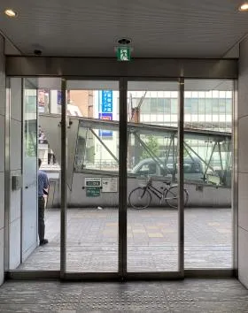 新宿第1アオイビルの外観