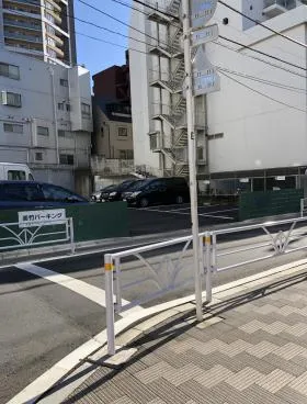 ユーエスト青山ビルの外観