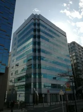 オーク桜木町ビルの外観