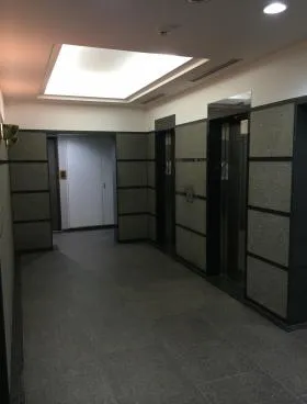 KDX浜町中ノ橋ビルの外観