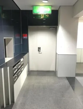 新日本ビルディング赤坂の外観