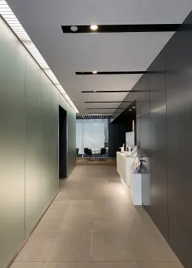 クロスオフィス三田の外観