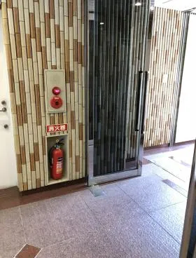 ニュー中野ビルの外観
