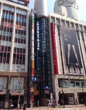 岩本ビルの外観