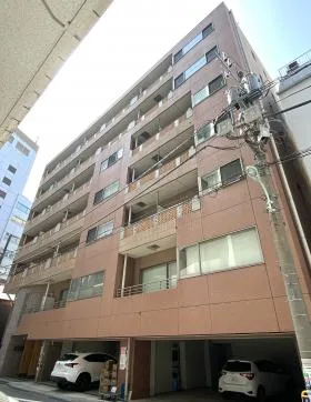 フォレスタビルの外観