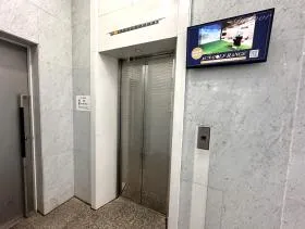 ACN芝プラザビルの外観