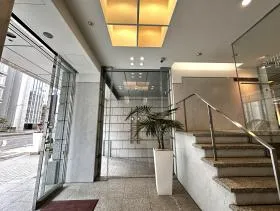 ACN芝プラザビルの外観