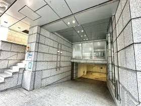 ACN芝プラザビルの外観