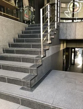 南青山MRビルの外観