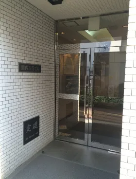 関内NSビルの外観