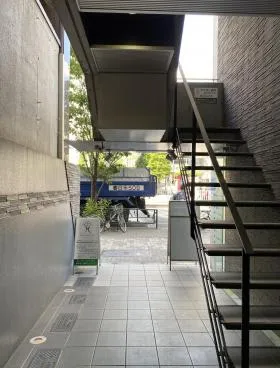 アロス渋谷(旧:渋谷Mono Step)ビルの外観