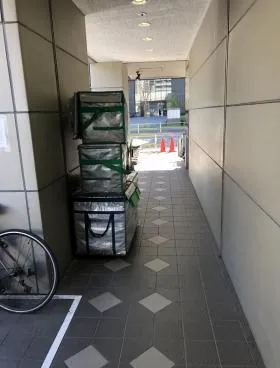板金会館ビルの外観