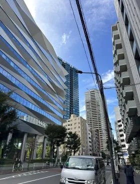 板金会館ビルの外観