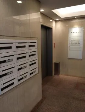京橋山本ビルの外観