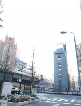 京橋山本ビルの外観