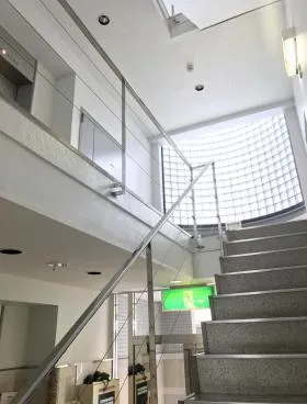 MANA下北沢ビルの外観