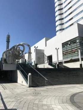 横浜ランドマークタワーの外観