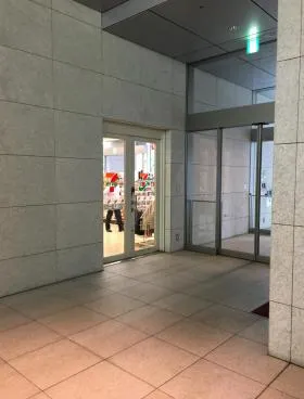 MMパークビルの外観