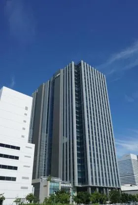 みなとみらいグランドセントラルタワーの外観