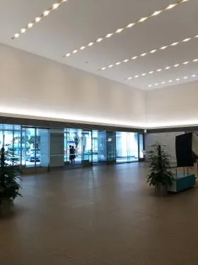 クイーンズタワーCの外観