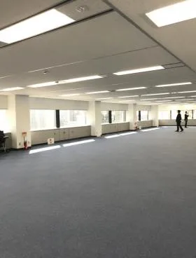 横浜クリエーションスクエアビルの外観