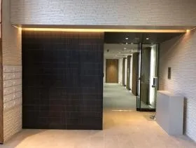 Tokyo Monnaka Village(旧:京福ビル)ビルの外観