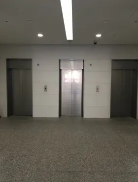 日本生命川崎ビルの外観